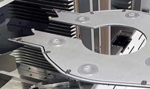 Wafer gripper with built-in mapper